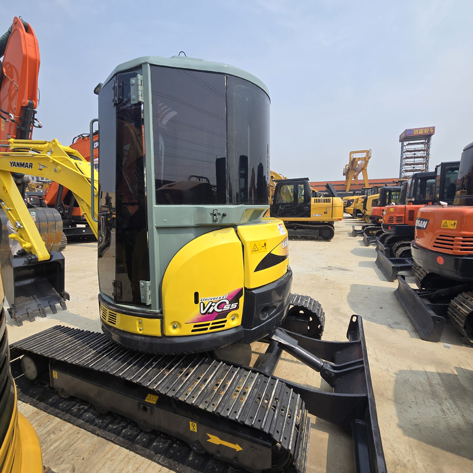 Yanmar Vio55 - Mini pelle: photos 3 Yanmar Vio55 - Mini pelle: photos 3