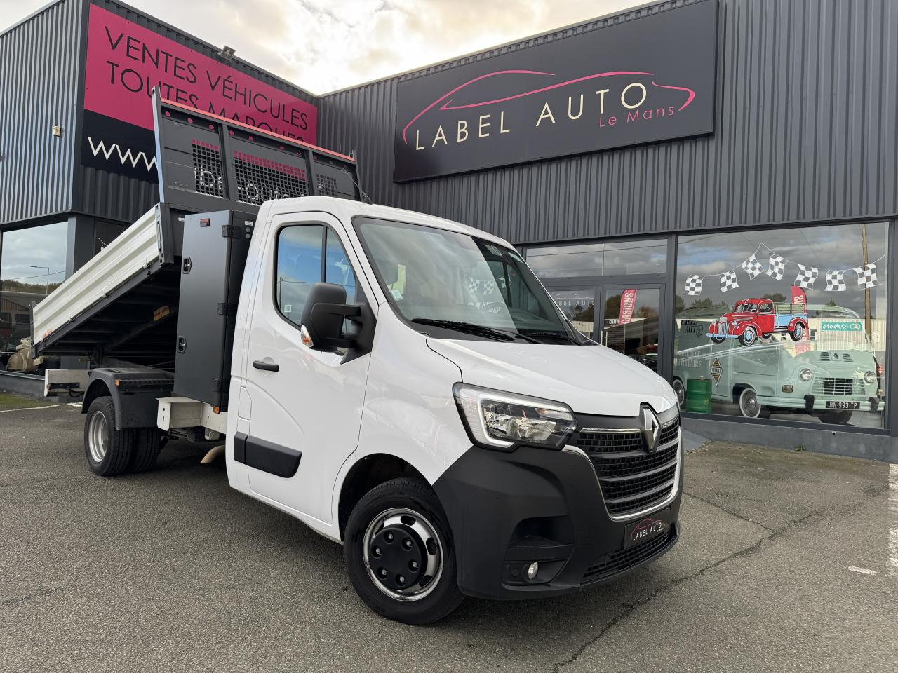 RENAULT MASTER 3T5 BENNE COFFRE RJ 2.3 DCI 145CH PROPULSION - Autre matériel: photos 3 RENAULT MASTER 3T5 BENNE COFFRE RJ 2.3 DCI 145CH PROPULSION - Autre matériel: photos 3