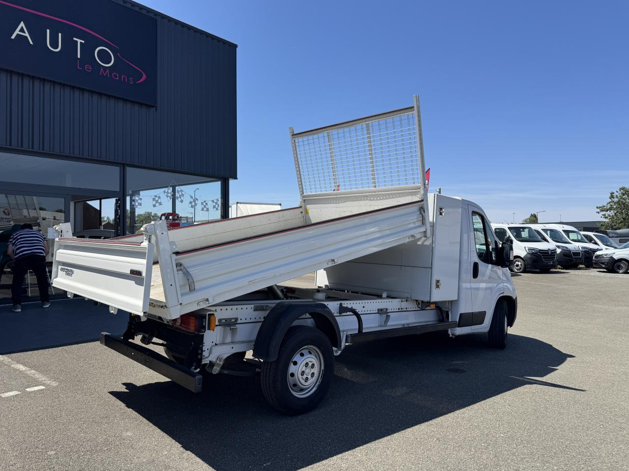FIAT DUCATO 3T5 MAXI BENNE + COFFRE 2.3 JTD 160CH PACK PRO NAV - Véhicule utilitaire benne: photos 5 FIAT DUCATO 3T5 MAXI BENNE + COFFRE 2.3 JTD 160CH PACK PRO NAV - Véhicule utilitaire benne: photos 5
