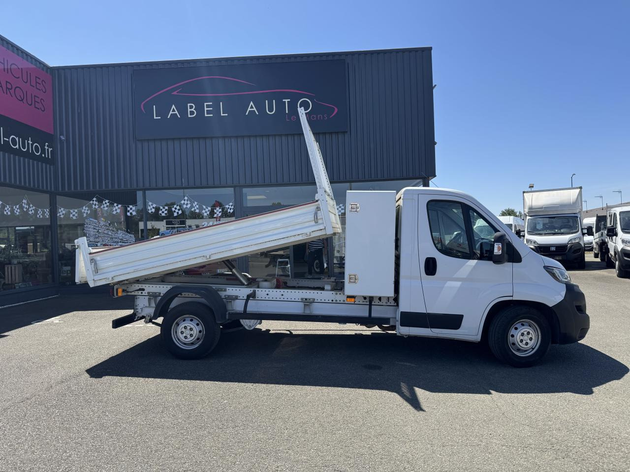 FIAT DUCATO 3T5 MAXI BENNE + COFFRE 2.3 JTD 160CH PACK PRO NAV - Véhicule utilitaire benne: photos 1 FIAT DUCATO 3T5 MAXI BENNE + COFFRE 2.3 JTD 160CH PACK PRO NAV - Véhicule utilitaire benne: photos 1