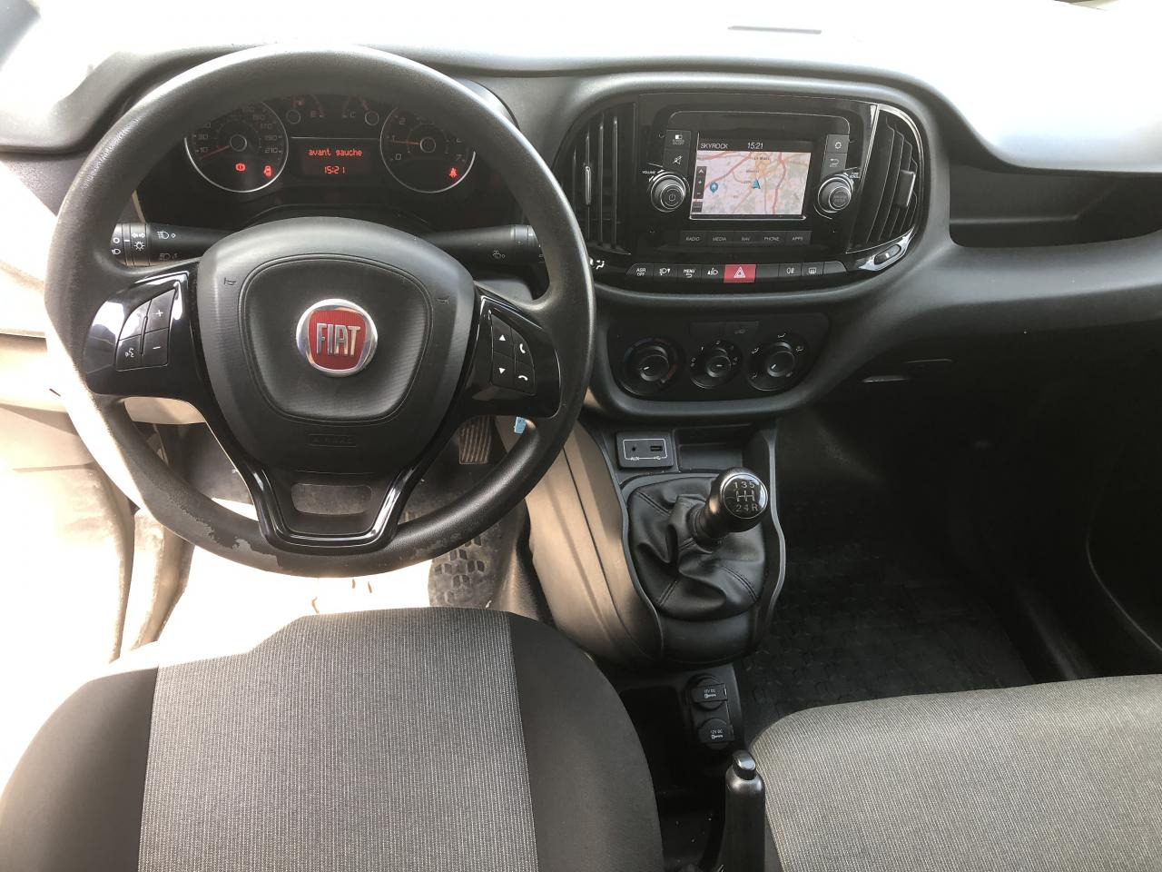 FIAT doblo 1.3 MULTIJET 95CH PACK PROFESSIONAL TRIO E6 - Fourgon utilitaire: photos 3 FIAT doblo 1.3 MULTIJET 95CH PACK PROFESSIONAL TRIO E6 - Fourgon utilitaire: photos 3