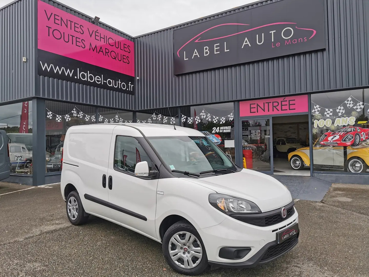 Fiat Doblo Cargo 1.3 MULTIJET 95CH PACK PRO NAV E6D - Fourgonnette: photos 1 Fiat Doblo Cargo 1.3 MULTIJET 95CH PACK PRO NAV E6D - Fourgonnette: photos 1