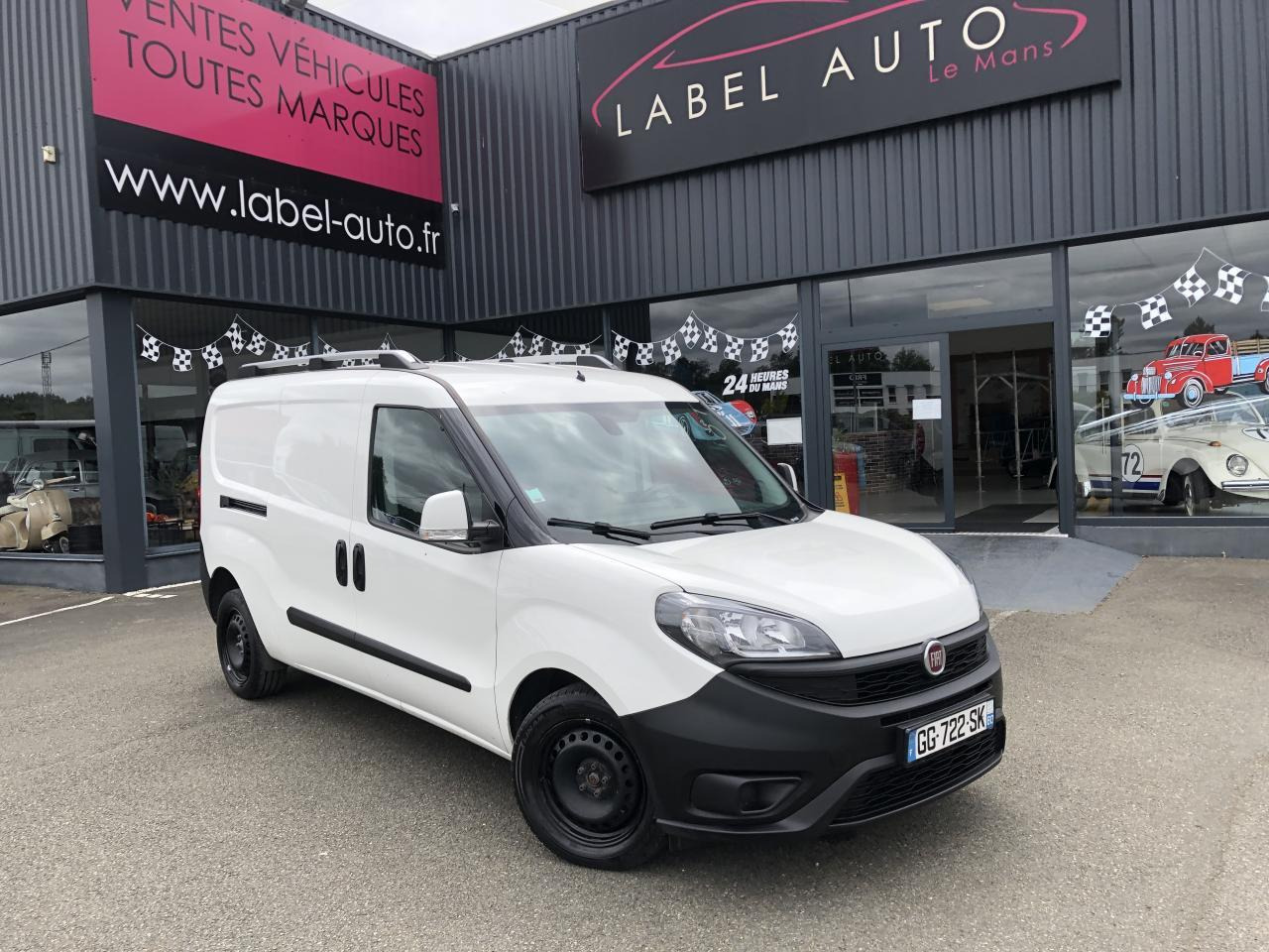 Fiat Doblo Cargo MAXI 1.6 MULTIJET 105CH 1005KG BUSINESS - Fourgon utilitaire: photos 1 Fiat Doblo Cargo MAXI 1.6 MULTIJET 105CH 1005KG BUSINESS - Fourgon utilitaire: photos 1