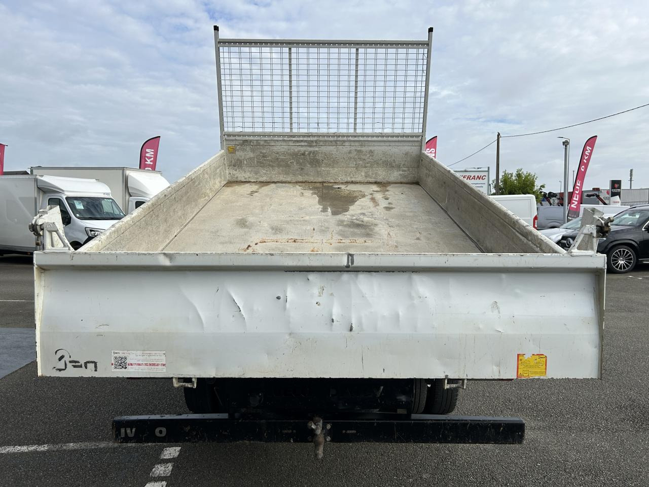 IVECO Daily 35 C 14 S&S (Quad-Leaf) CHASSIS CABINE 2014 35C/35S Chassis cabine 35 C Epmt.3.75 PHASE 3 - Véhicule utilitaire benne: photos 3 IVECO Daily 35 C 14 S&S (Quad-Leaf) CHASSIS CABINE 2014 35C/35S Chassis cabine 35 C Epmt.3.75 PHASE 3 - Véhicule utilitaire benne: photos 3