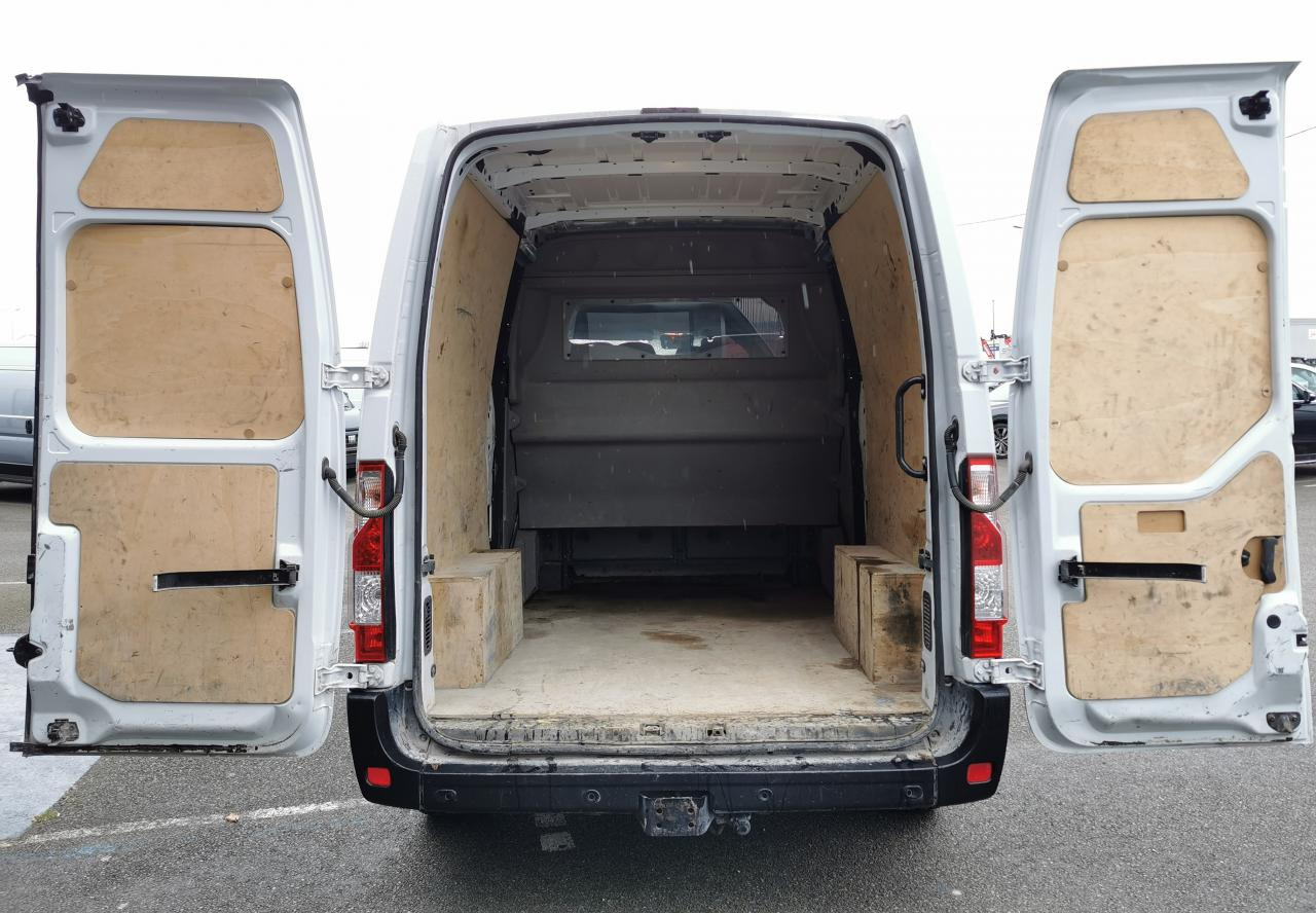 RENAULT Master Grand Confort F3500 L2H2 2.3 Blue dCi - 150  III CABINE APPROFONDIE Cabine approfondie L2H2 T - Fourgon utilitaire: photos 3 RENAULT Master Grand Confort F3500 L2H2 2.3 Blue dCi - 150  III CABINE APPROFONDIE Cabine approfondie L2H2 T - Fourgon utilitaire: photos 3