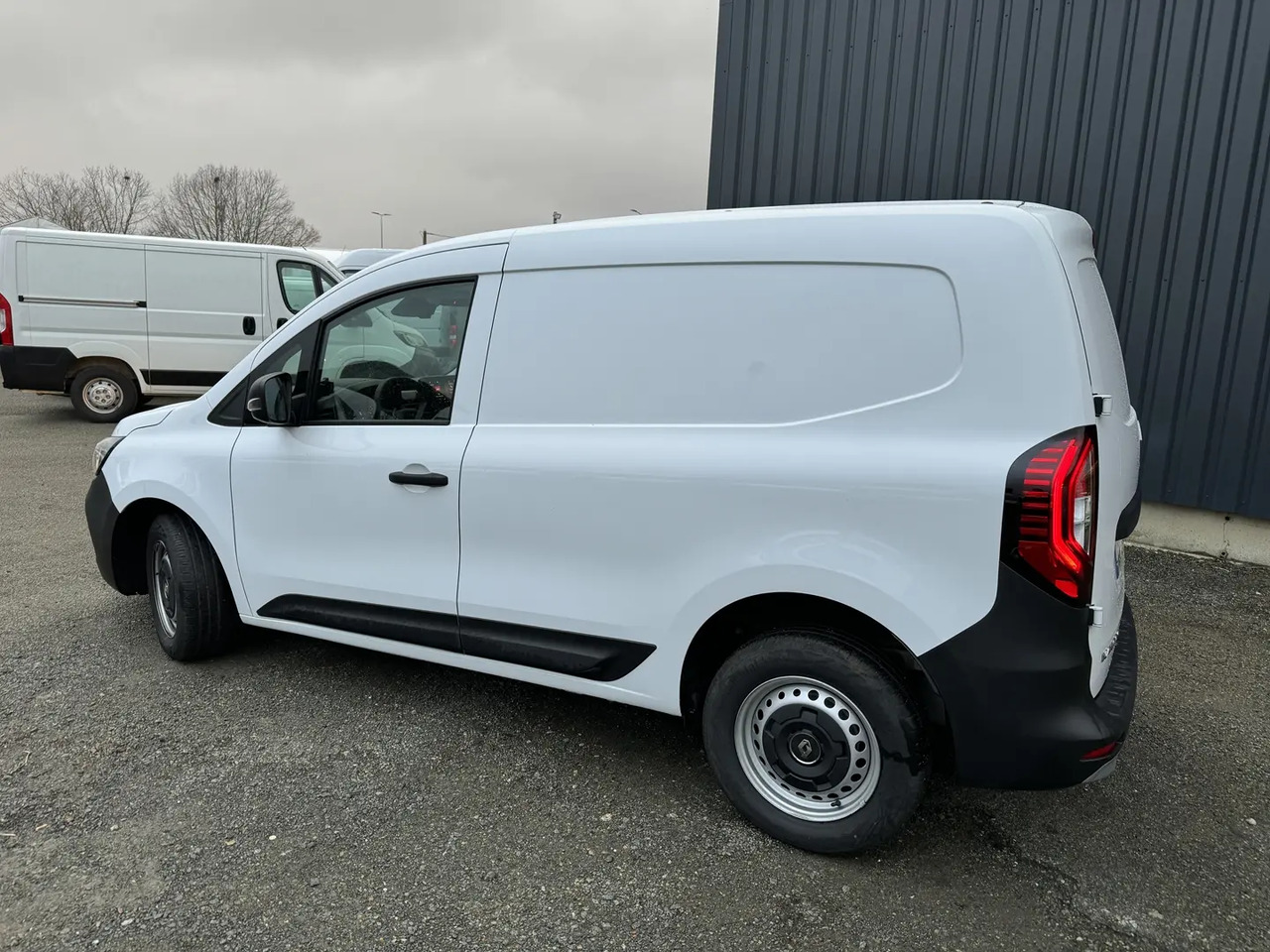 Renault Express 1.5 BLUE DCI 95CH CONFORT - Fourgonnette: photos 5 Renault Express 1.5 BLUE DCI 95CH CONFORT - Fourgonnette: photos 5