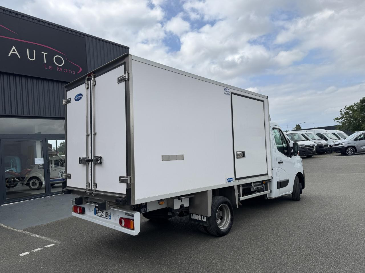 Renault Master FRIGORIFIQUE RJ3500 L3 2.3 BLUE DCI 165CH CAISSE 12M3 - Véhicule utilitaire frigorifique: photos 4 Renault Master FRIGORIFIQUE RJ3500 L3 2.3 BLUE DCI 165CH CAISSE 12M3 - Véhicule utilitaire frigorifique: photos 4