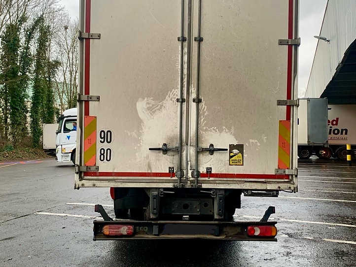 Iveco Eurocargo 120el22 - Camion fourgon: photos 4 Iveco Eurocargo 120el22 - Camion fourgon: photos 4