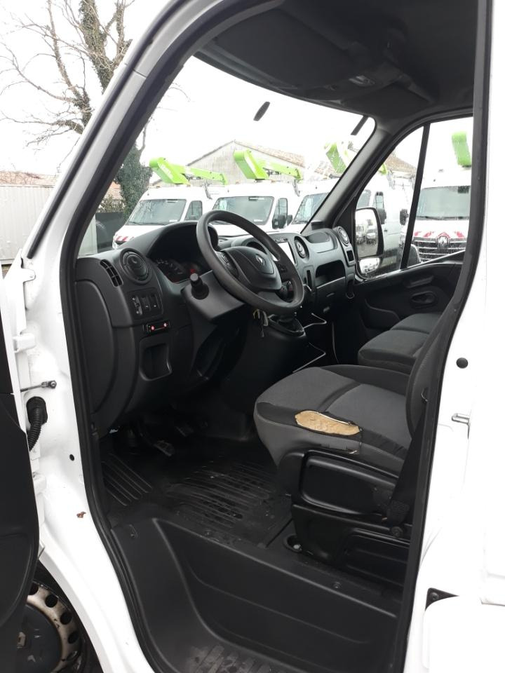 Renault Master 145.35 FG Tronqué L2H2 Nacelle Pack éco - Camion avec nacelle: photos 3 Renault Master 145.35 FG Tronqué L2H2 Nacelle Pack éco - Camion avec nacelle: photos 3