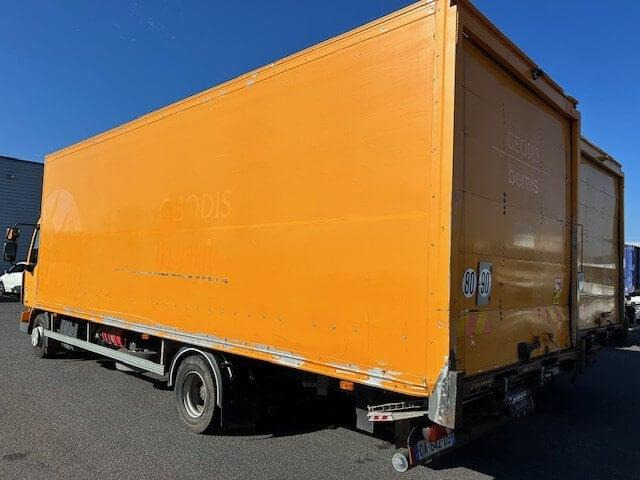 Renault Midlum 180.12 H Extra light Fourgon polyfond avec Hayon repliable - Camion fourgon: photos 2 Renault Midlum 180.12 H Extra light Fourgon polyfond avec Hayon repliable - Camion fourgon: photos 2