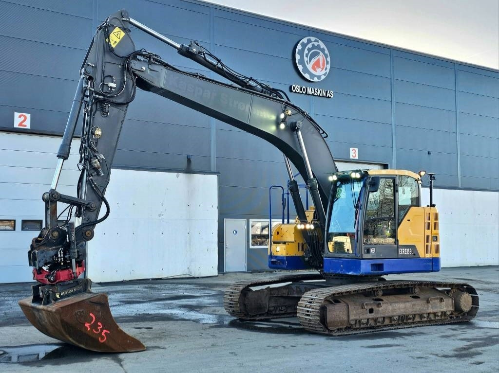 Volvo ECR 235 EL - Pelle sur chenille: photos 1 Volvo ECR 235 EL - Pelle sur chenille: photos 1
