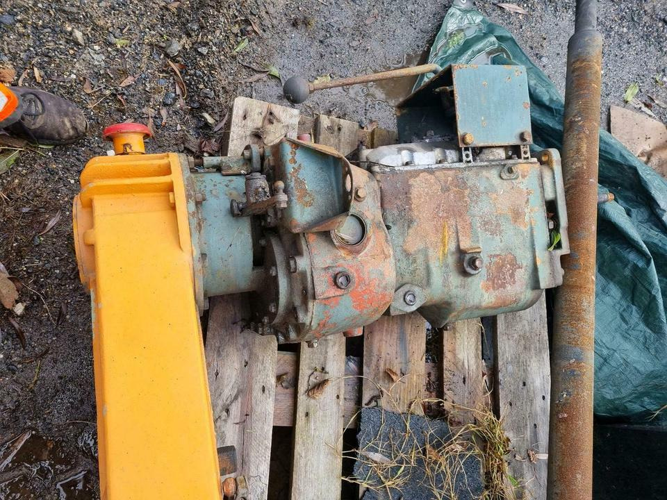 Bananengetriebe Unimog Schneefräse Getriebe Schmidt Schneeschleud - Boîte de vitesse pour Véhicule de voirie/ Spécial: photos 3 Bananengetriebe Unimog Schneefräse Getriebe Schmidt Schneeschleud - Boîte de vitesse pour Véhicule de voirie/ Spécial: photos 3
