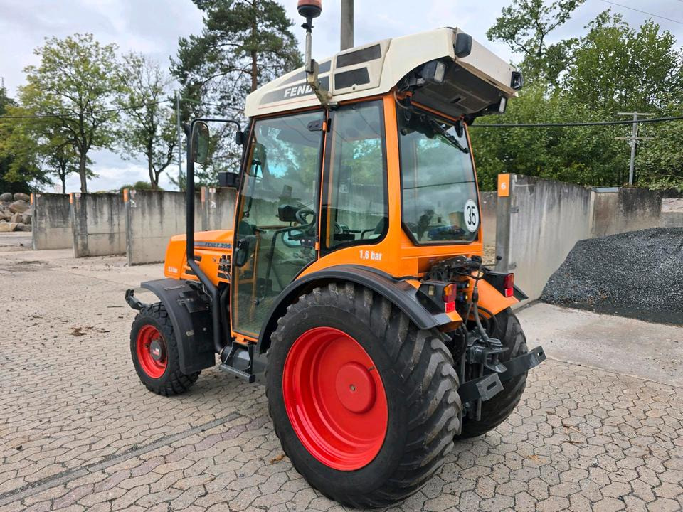 Fendt 206V Schmalspurtraktor Traktor Schlepper Weinbergtraktor 206 208 210 Farmer Favorit Obstbau Weinbau - Tracteur agricole: photos 4 Fendt 206V Schmalspurtraktor Traktor Schlepper Weinbergtraktor 206 208 210 Farmer Favorit Obstbau Weinbau - Tracteur agricole: photos 4