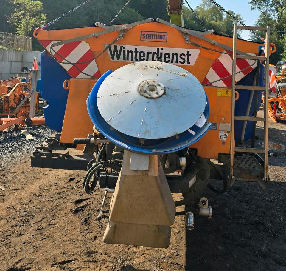 Schmidt Stratos Salzstreuer S44 4,4m3 für Unimog 405 U500 527 530 535 Aufbaustreuautomat Salzsilo Winterdienst Küpper-Weisser Epoke - Epandeur de sable: photos 5 Schmidt Stratos Salzstreuer S44 4,4m3 für Unimog 405 U500 527 530 535 Aufbaustreuautomat Salzsilo Winterdienst Küpper-Weisser Epoke - Epandeur de sable: photos 5