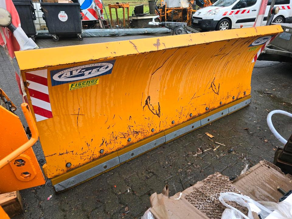 Schneepflug für Schaeff U. Yanmar Radlader Schneeschild Schneeschieber Schmidt Winterdienst - Lame à neige: photos 5 Schneepflug für Schaeff U. Yanmar Radlader Schneeschild Schneeschieber Schmidt Winterdienst - Lame à neige: photos 5