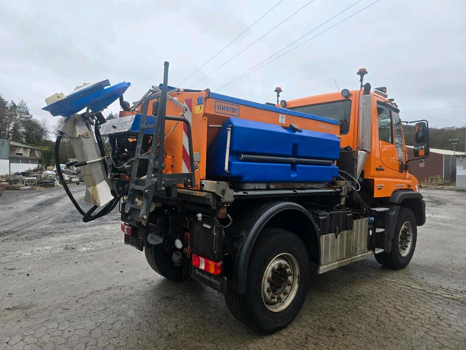 Unimog U 430 EAS Easy-Drive Variopilot U527 535 430 427 423 Mercedes-Benz 405 UGE UGN Hydrostat - Engin de déneigement: photos 4 Unimog U 430 EAS Easy-Drive Variopilot U527 535 430 427 423 Mercedes-Benz 405 UGE UGN Hydrostat - Engin de déneigement: photos 4