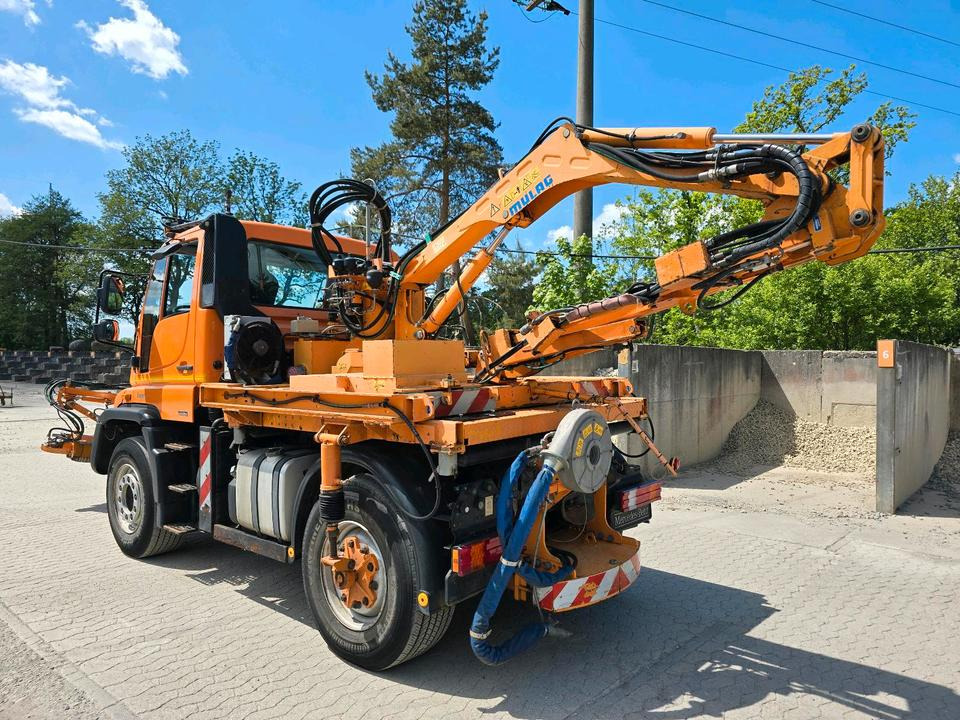Unimog U400 405/12 6-Zylinder mit Mulag Böschungsmäher Böschungsmulcher Frontmäher Randstreifenmäher Mercedes-Benz U 400 300 500 - Engin de déneigement: photos 5 Unimog U400 405/12 6-Zylinder mit Mulag Böschungsmäher Böschungsmulcher Frontmäher Randstreifenmäher Mercedes-Benz U 400 300 500 - Engin de déneigement: photos 5