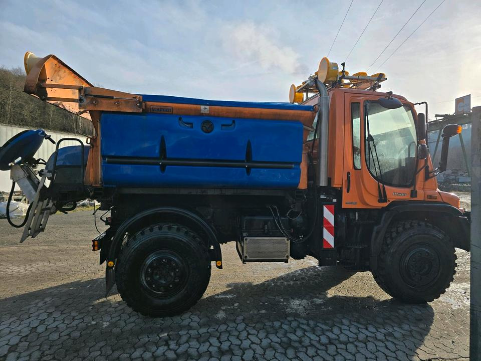 Unimog U500 2008 EasyDrive Variopilot Leistungshydraulik 405/10 405/12 NKS-Z-UGN-43K Bluetec 4 Mercedes-Benz UGE UGN Schmidt Stratos Salzstreuer - Engin de déneigement: photos 5 Unimog U500 2008 EasyDrive Variopilot Leistungshydraulik 405/10 405/12 NKS-Z-UGN-43K Bluetec 4 Mercedes-Benz UGE UGN Schmidt Stratos Salzstreuer - Engin de déneigement: photos 5