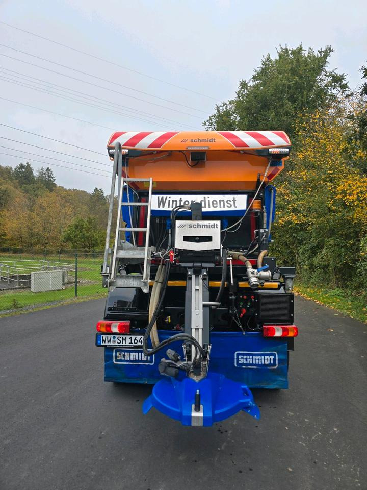 Unlmog 405 U 423 Schmidt Stratos Schneepflug U430 427 Mercedes 318 530 527 Winterdienst - Engin de déneigement: photos 4 Unlmog 405 U 423 Schmidt Stratos Schneepflug U430 427 Mercedes 318 530 527 Winterdienst - Engin de déneigement: photos 4