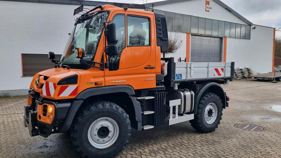 Zu vermieten Unimog 405 U318 423 429 430 Mercedes Benz 318 527 Vermietung - Engin de déneigement: photos 3 Zu vermieten Unimog 405 U318 423 429 430 Mercedes Benz 318 527 Vermietung - Engin de déneigement: photos 3