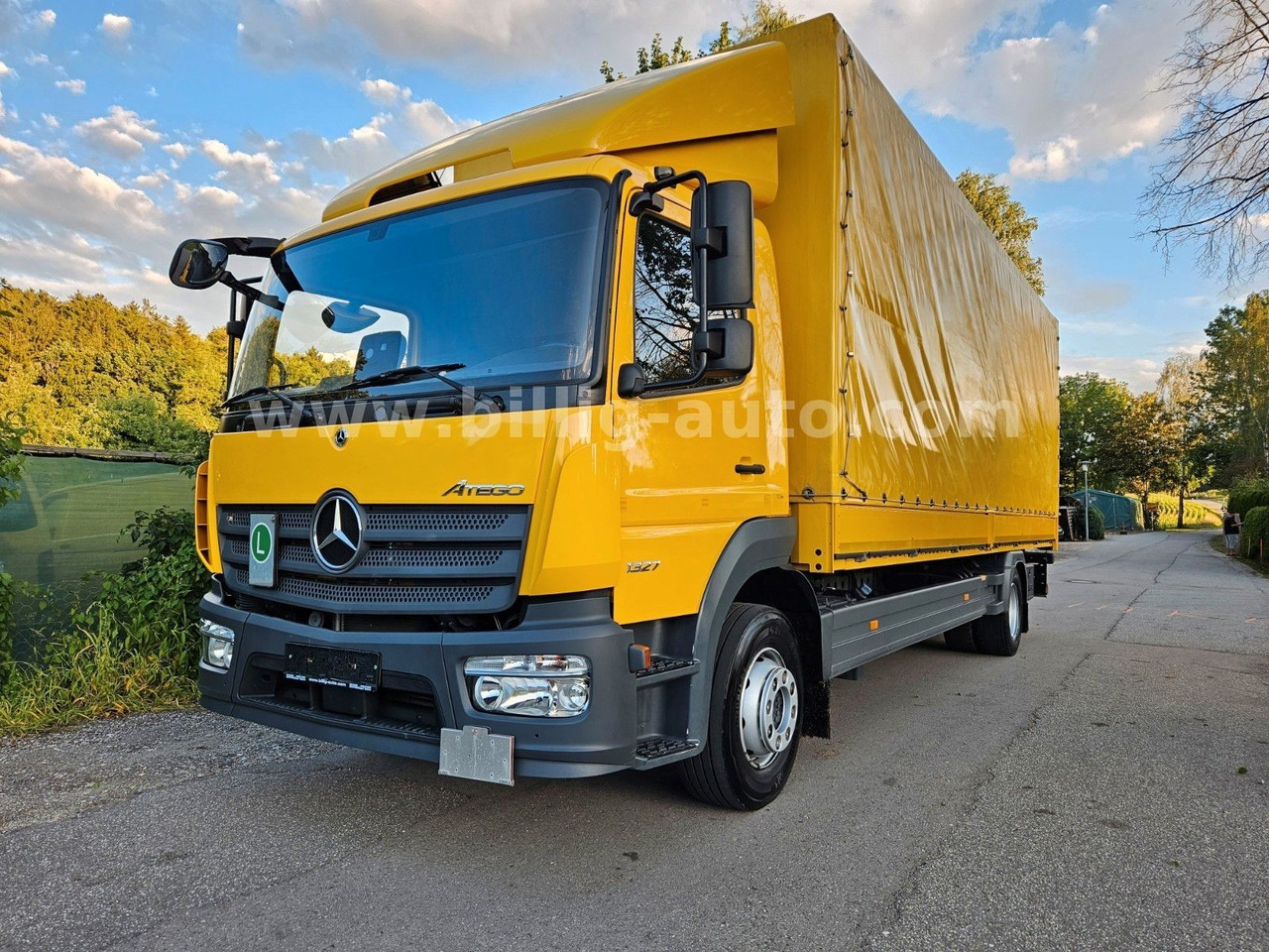 Mercedes-Benz Atego 1327 L * BREMS/SPUR-ASS*DIFF.*LBW*AHK*7.2m - Camion à rideaux coulissants: photos 2 Mercedes-Benz Atego 1327 L * BREMS/SPUR-ASS*DIFF.*LBW*AHK*7.2m - Camion à rideaux coulissants: photos 2