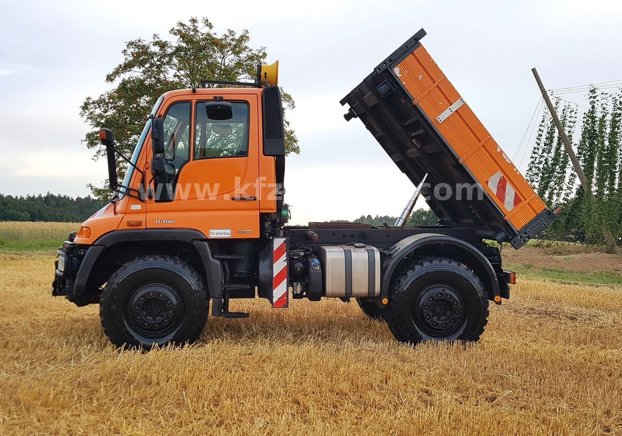 Unimog U400 405/12*HYDROSTAT*VARIOPILOT*Euro4*Kipper - Camion benne: photos 3 Unimog U400 405/12*HYDROSTAT*VARIOPILOT*Euro4*Kipper - Camion benne: photos 3
