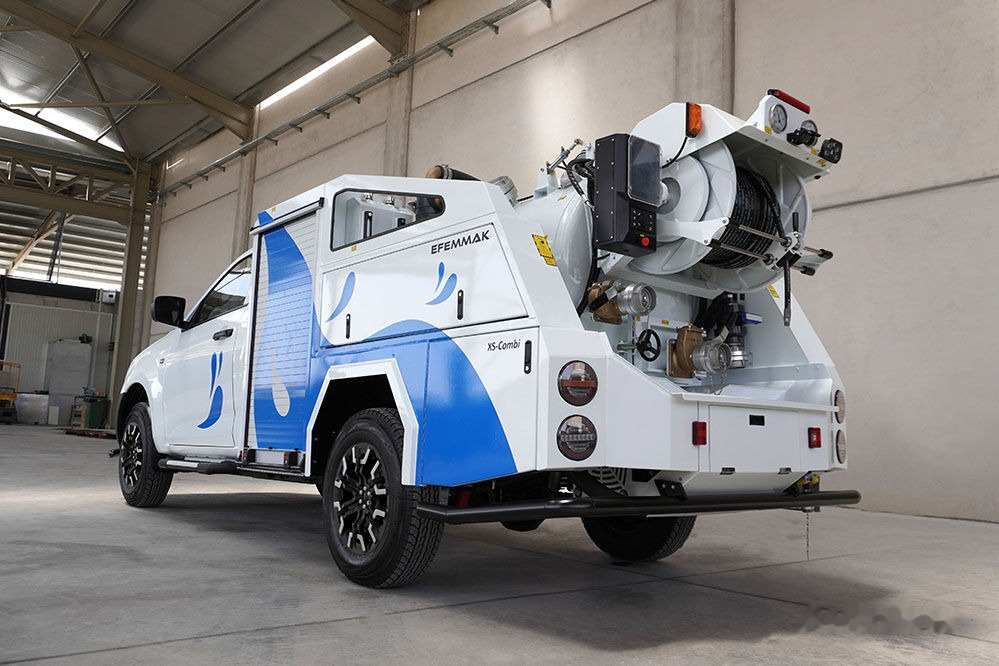 EFEMMAK Xs-Combi Combined Sewer Jetting And Vacuum Vehicle - Camion hydrocureur: photos 5 EFEMMAK Xs-Combi Combined Sewer Jetting And Vacuum Vehicle - Camion hydrocureur: photos 5
