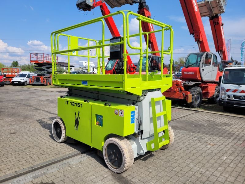 Podnośnik nożycowy samojezdny elektryczny 14 m Iteco IT 12151 - Nacelle ciseaux: photos 2 Podnośnik nożycowy samojezdny elektryczny 14 m Iteco IT 12151 - Nacelle ciseaux: photos 2