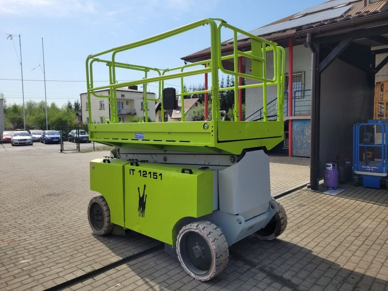 Podnośnik nożycowy samojezdny elektryczny 14 m Iteco IT 12151 - Nacelle ciseaux: photos 4 Podnośnik nożycowy samojezdny elektryczny 14 m Iteco IT 12151 - Nacelle ciseaux: photos 4