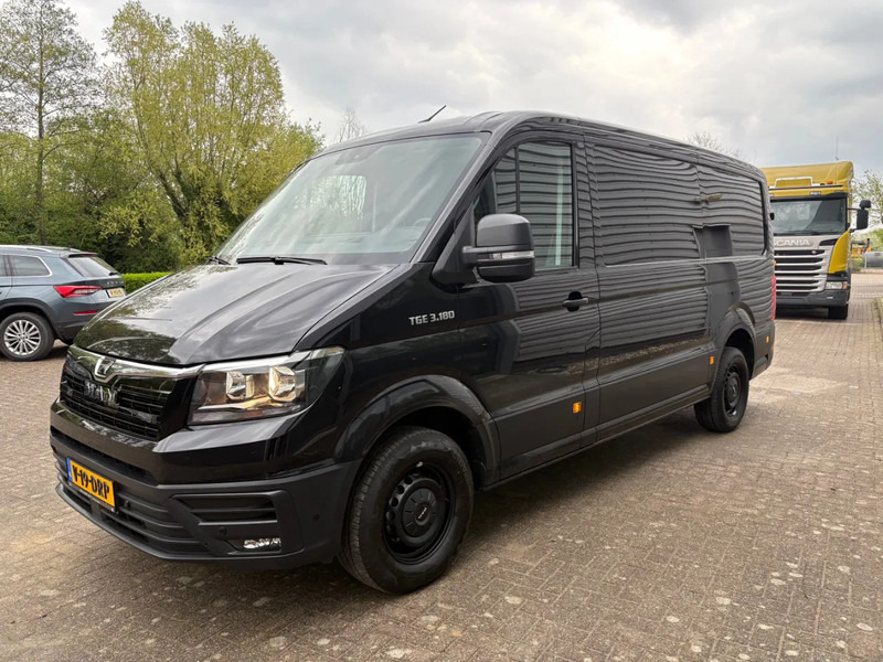 MAN TGE 3.180 / AUTOMAAT / BPM VRIJ / LAGE KM 28.000 / - Fourgon utilitaire: photos 2 MAN TGE 3.180 / AUTOMAAT / BPM VRIJ / LAGE KM 28.000 / - Fourgon utilitaire: photos 2