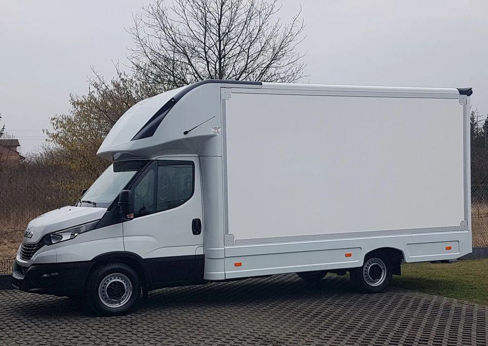 Iveco DAILY KONTENER NISKOPODŁOGOWY 4,43x2,23x2,42 SKLEP BAR FOODTRUCK KAMPER KLIMA - Camping-car: photos 2 Iveco DAILY KONTENER NISKOPODŁOGOWY 4,43x2,23x2,42 SKLEP BAR FOODTRUCK KAMPER KLIMA - Camping-car: photos 2