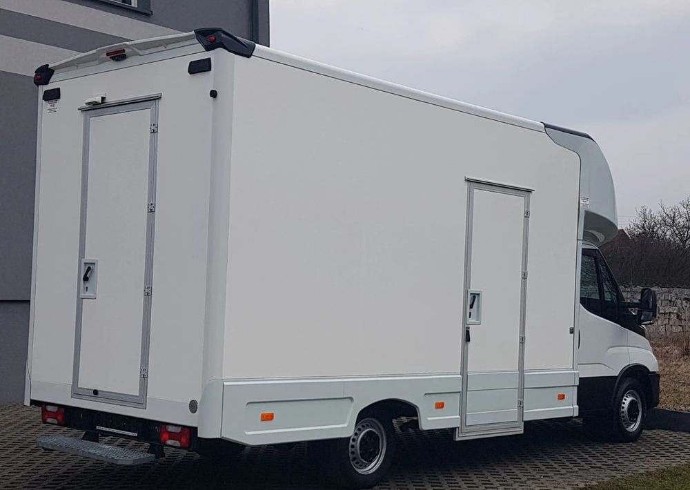 Iveco DAILY KONTENER NISKOPODŁOGOWY 4,43x2,23x2,42 SKLEP BAR FOODTRUCK KAMPER KLIMA - Camping-car: photos 4 Iveco DAILY KONTENER NISKOPODŁOGOWY 4,43x2,23x2,42 SKLEP BAR FOODTRUCK KAMPER KLIMA - Camping-car: photos 4