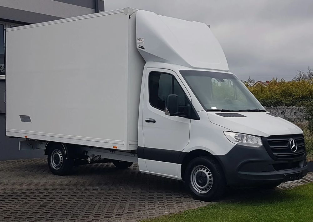 Mercedes-Benz Sprinter KONTENER 8EP 4,13x2,17x2,30 KLIMA 314 CDI MANUAL KRAJOWY - Fourgon: photos 1 Mercedes-Benz Sprinter KONTENER 8EP 4,13x2,17x2,30 KLIMA 314 CDI MANUAL KRAJOWY - Fourgon: photos 1