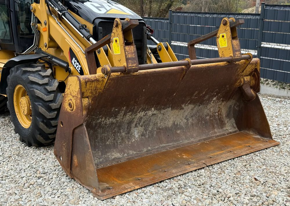 Caterpillar * Koparko Ładowarka * CAT 432 E * Caterpillar * Joystick * Stan Idealny - Tractopelle: photos 3 Caterpillar * Koparko Ładowarka * CAT 432 E * Caterpillar * Joystick * Stan Idealny - Tractopelle: photos 3
