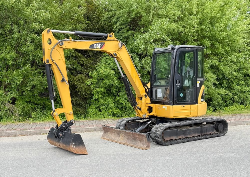 Caterpillar Minikoparka * CAT 305.5 CR * Sprowadzona ! * Bardzo Dobry Stan * Minikoparka - Pelle sur chenille: photos 1 Caterpillar Minikoparka * CAT 305.5 CR * Sprowadzona ! * Bardzo Dobry Stan * Minikoparka - Pelle sur chenille: photos 1