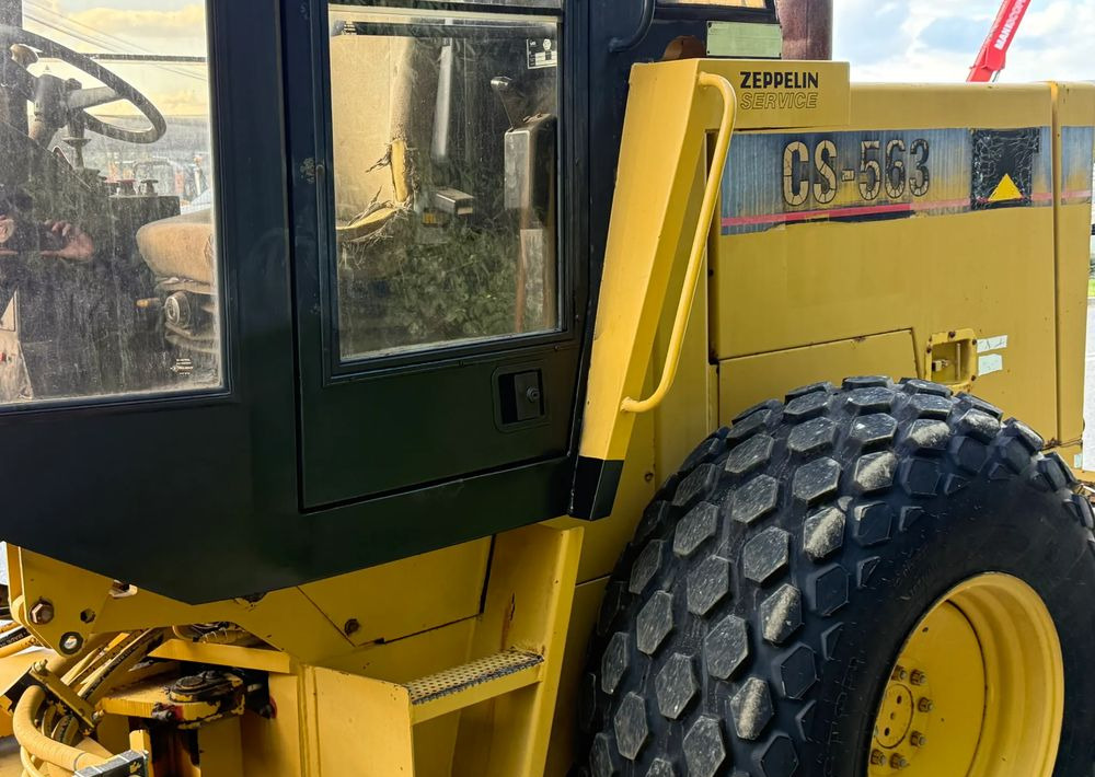 Compacteur Caterpillar * Walec Drogowy CAT CS-563 *: photos 15 Compacteur Caterpillar * Walec Drogowy CAT CS-563 *: photos 15