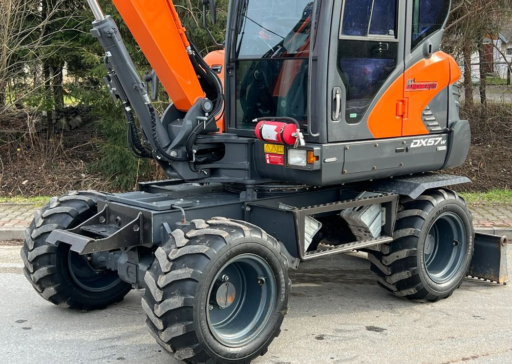 Pelle sur pneus Doosan DOOSAN DX57W *ROTOTILT* 2200 Motogodzin JAK NOWA KOPARKA KOŁOWA STAN PERFEKCYJNY SPROWADZONA: photos 16