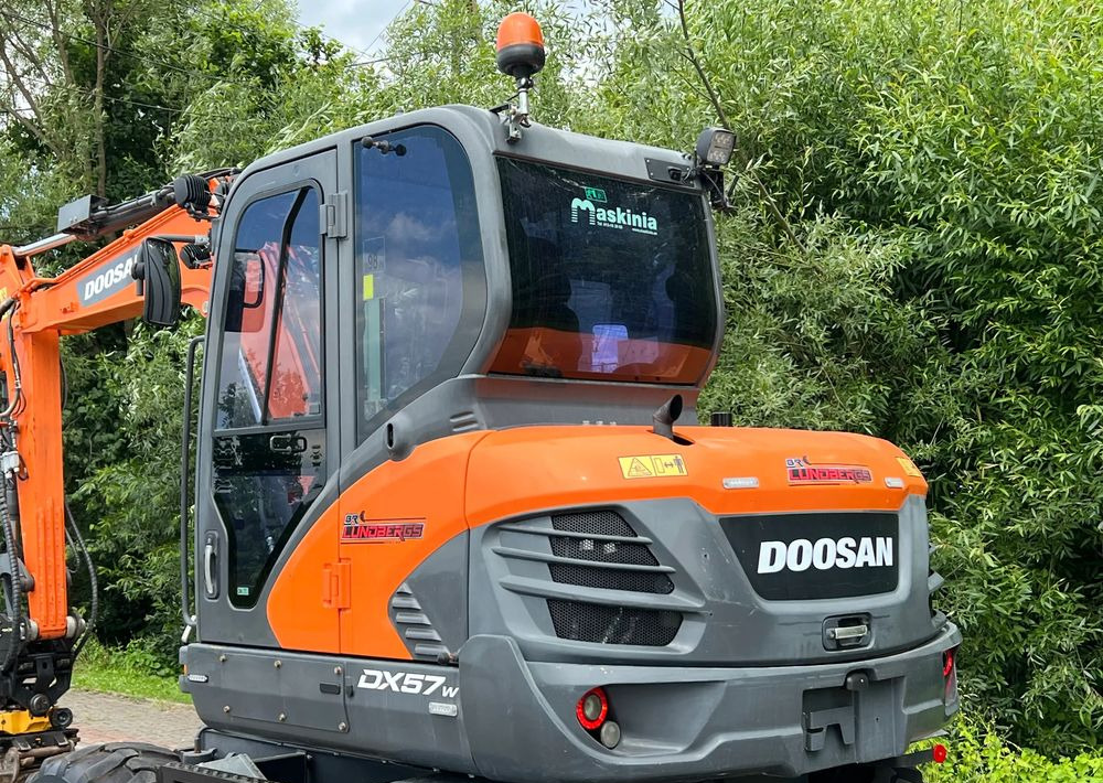 Pelle sur pneus Doosan DOOSAN DX57W *ROTOTILT* 2200 Motogodzin * Jak Nowa * Sprowadzona * Stan Perfekcyjny: photos 26