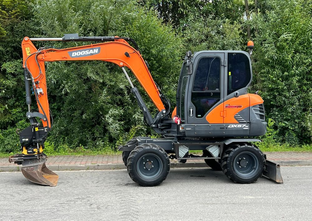 Pelle sur pneus Doosan DOOSAN DX57W *ROTOTILT* 2200 Motogodzin * Jak Nowa * Sprowadzona * Stan Perfekcyjny: photos 23