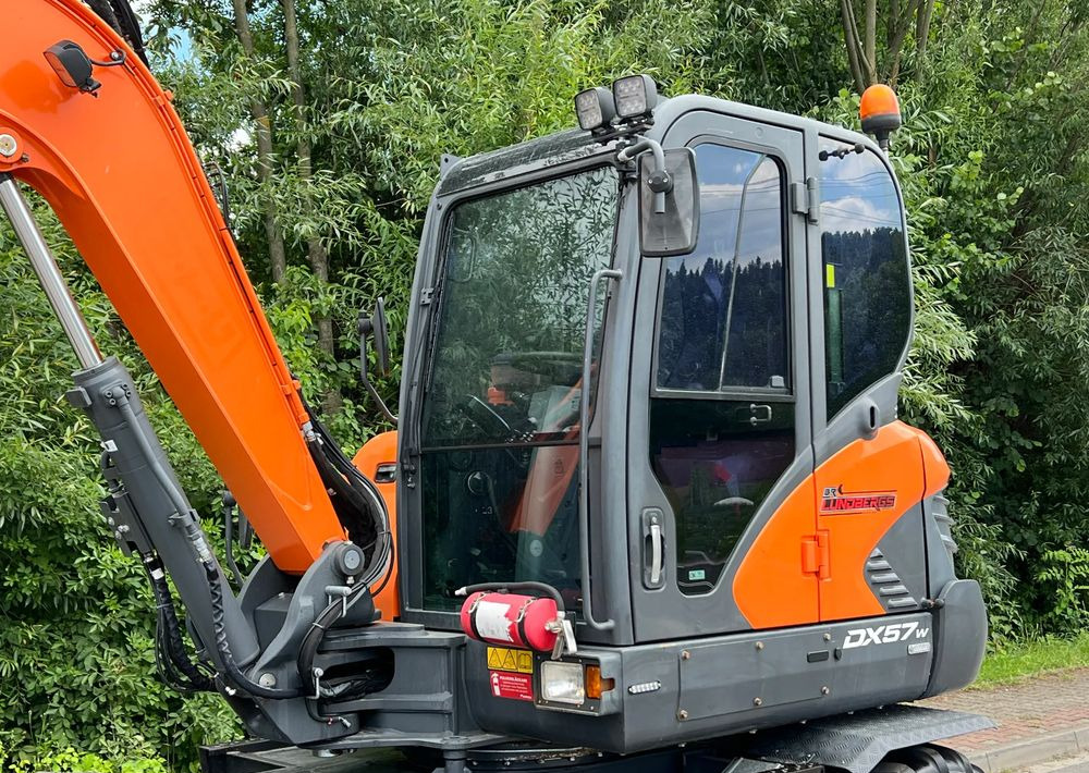 Pelle sur pneus Doosan DOOSAN DX57W *ROTOTILT* 2200 Motogodzin * Jak Nowa * Sprowadzona * Stan Perfekcyjny: photos 22