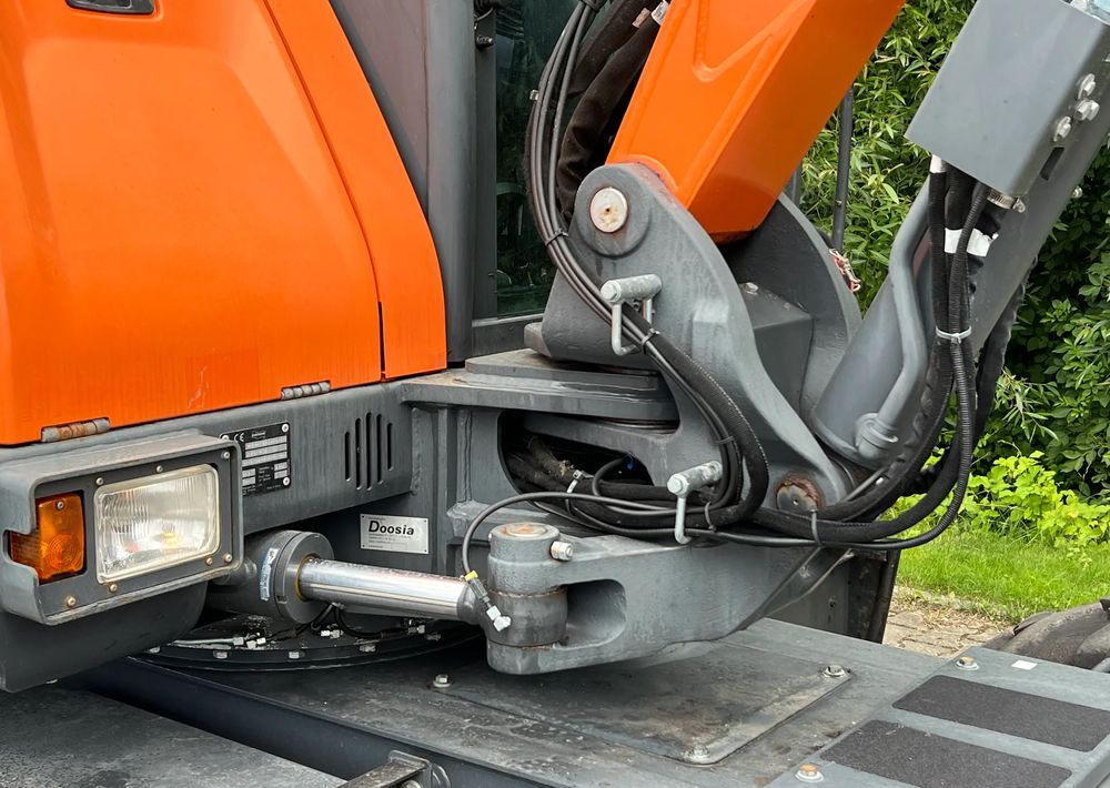 Pelle sur pneus Doosan DOOSAN DX57W *ROTOTILT* 2200 Motogodzin * Jak Nowa * Sprowadzona * Stan Perfekcyjny: photos 8