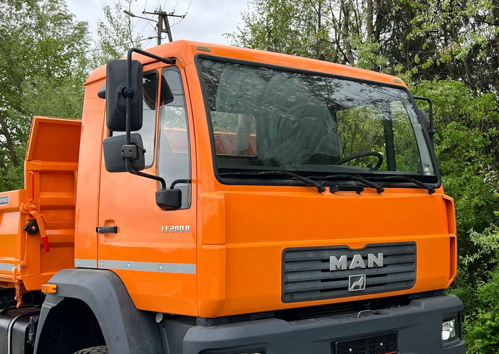 MAN * LE 280 B * MAN * 4x4 * Kiper Wywrotka x3 * Meiller * Sprowadzony * Stan Perfekcyjny * - Camion benne: photos 4 MAN * LE 280 B * MAN * 4x4 * Kiper Wywrotka x3 * Meiller * Sprowadzony * Stan Perfekcyjny * - Camion benne: photos 4