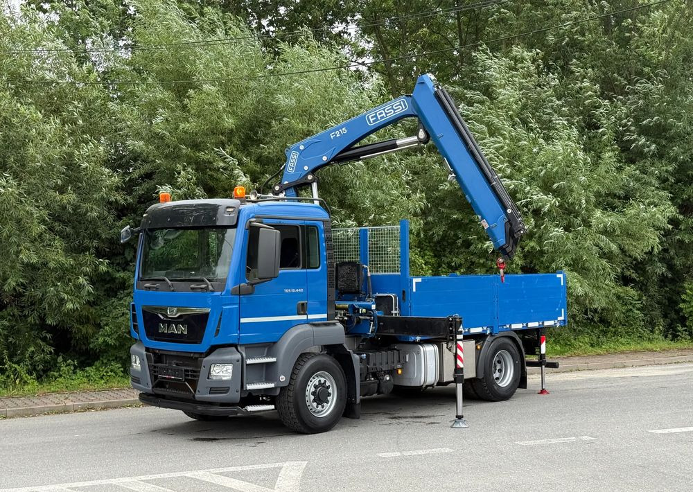 MAN * MAN 18.440 TGS * 4x4 * HDS Fassi F215 * Sprowadzony * 95 000 KM ! * Stan Jak Nowy - Camion plateau, Camion grue: photos 1 MAN * MAN 18.440 TGS * 4x4 * HDS Fassi F215 * Sprowadzony * 95 000 KM ! * Stan Jak Nowy - Camion plateau, Camion grue: photos 1