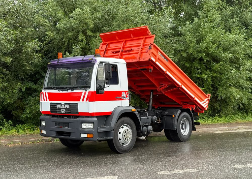 MAN * MAN LE 14.220 *Kiper Wywrotka * 4x2 * Sprowadzony * Stan Bardzo Dobry * - Camion benne: photos 1 MAN * MAN LE 14.220 *Kiper Wywrotka * 4x2 * Sprowadzony * Stan Bardzo Dobry * - Camion benne: photos 1