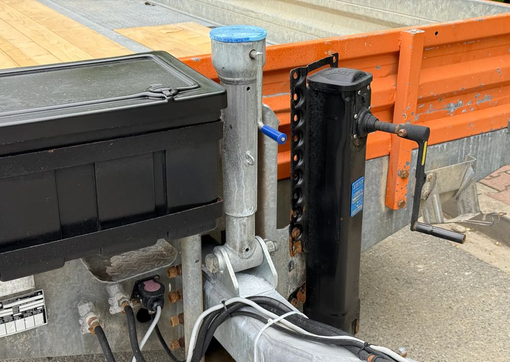 Schmidt * Przyczepa do Przewozu Maszyn Koparek * Schmidt * Najazdy * Jak NOWA - Remorque porte-engin surbaissée: photos 4 Schmidt * Przyczepa do Przewozu Maszyn Koparek * Schmidt * Najazdy * Jak NOWA - Remorque porte-engin surbaissée: photos 4