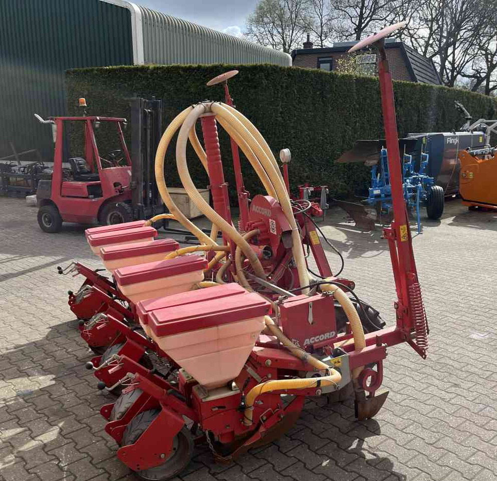 Accord Optima maiszaaimachine zaaimachines - Semoir monograine: photos 3 Accord Optima maiszaaimachine zaaimachines - Semoir monograine: photos 3
