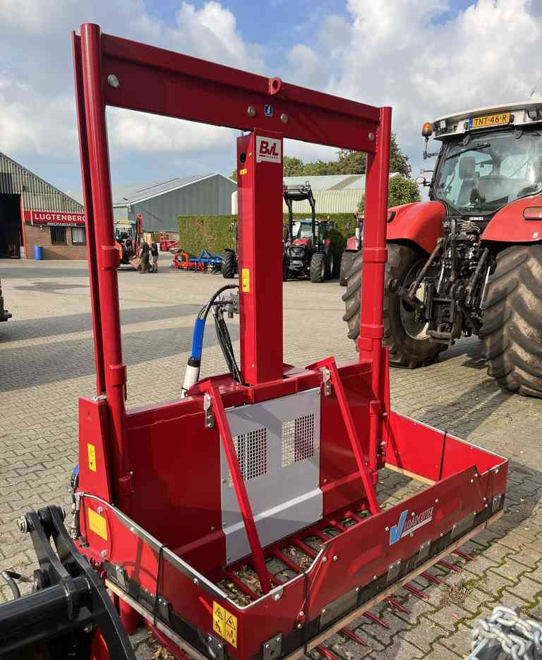 BVL Megastar 170 kuilsnijder voermachines - Matériel d'ensilage: photos 1 BVL Megastar 170 kuilsnijder voermachines - Matériel d'ensilage: photos 1