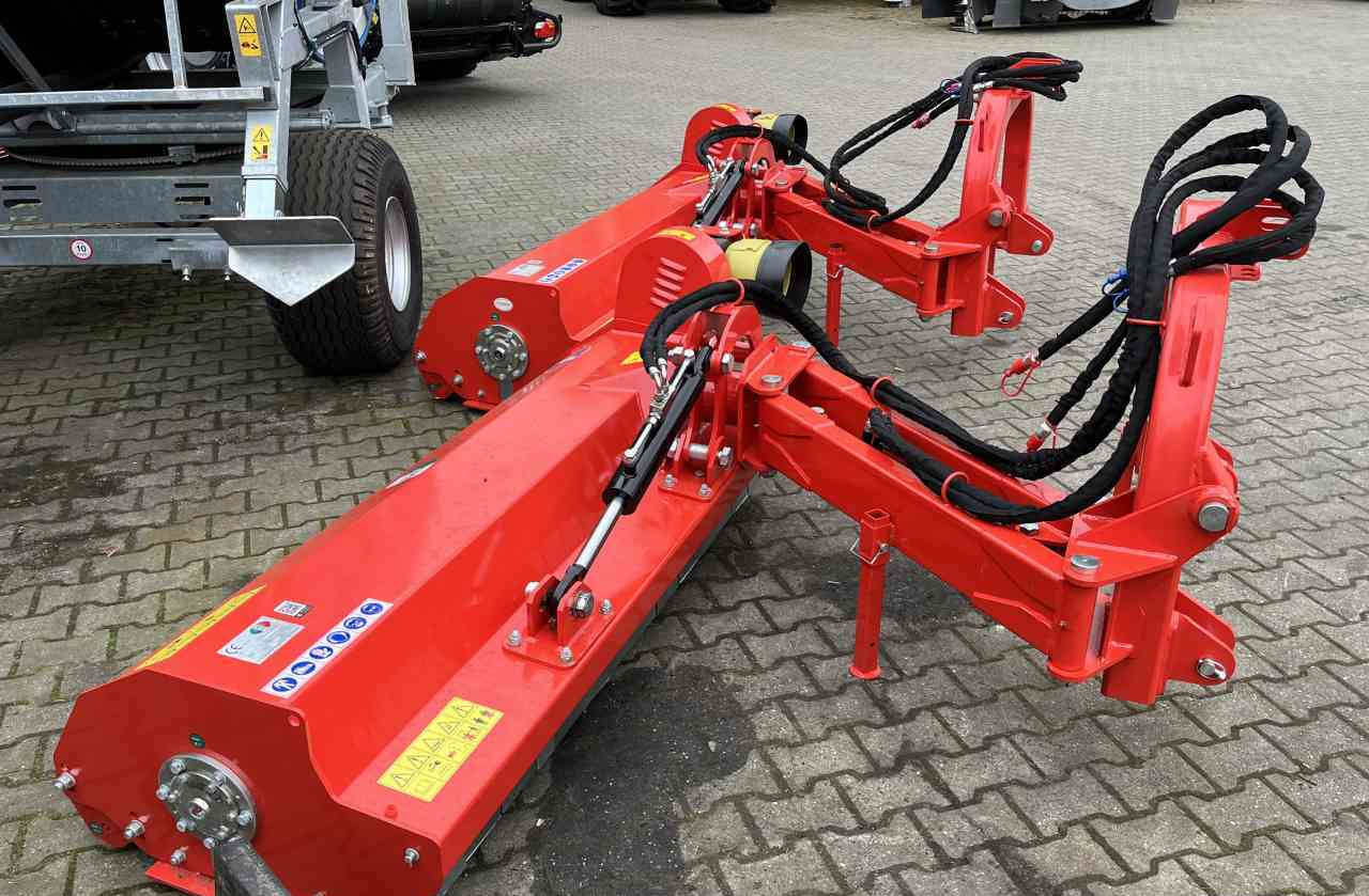 Boxer AGF 180 Klepelmaaier, Weidebouwmachines - Broyeur à axe horizontal: photos 2 Boxer AGF 180 Klepelmaaier, Weidebouwmachines - Broyeur à axe horizontal: photos 2
