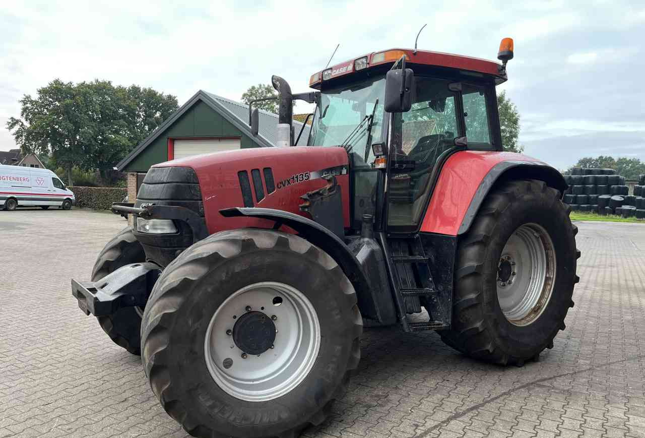 Case-IH CVX 1135 Tractoren - Tracteur agricole: photos 2 Case-IH CVX 1135 Tractoren - Tracteur agricole: photos 2