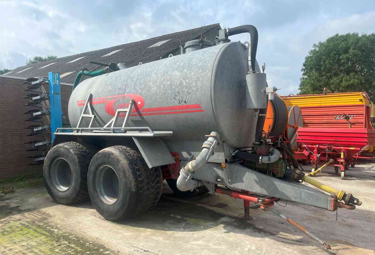 Jako 10000 liter mesttank tank mestverwerking - Tonne à lisier: photos 1 Jako 10000 liter mesttank tank mestverwerking - Tonne à lisier: photos 1